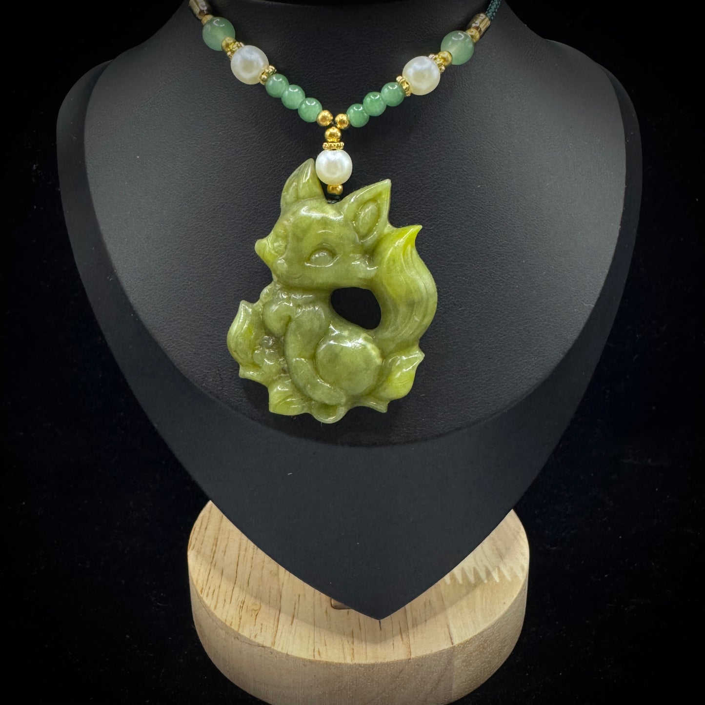 Natural Stone Fox Necklace - Fertility Charisma Shape-shifting Energy Amulet
