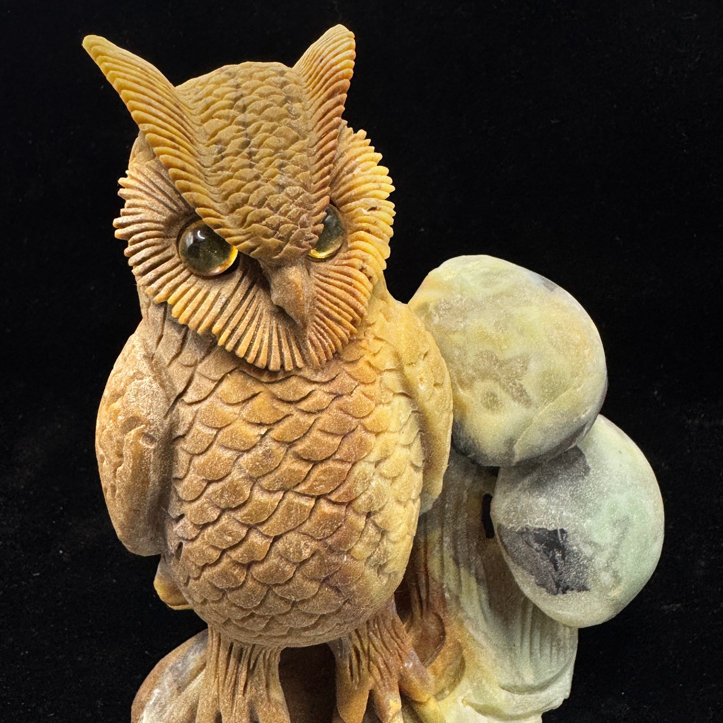 The owl as a spirit animal guardian, offering wisdom and a sense of psychic protection.