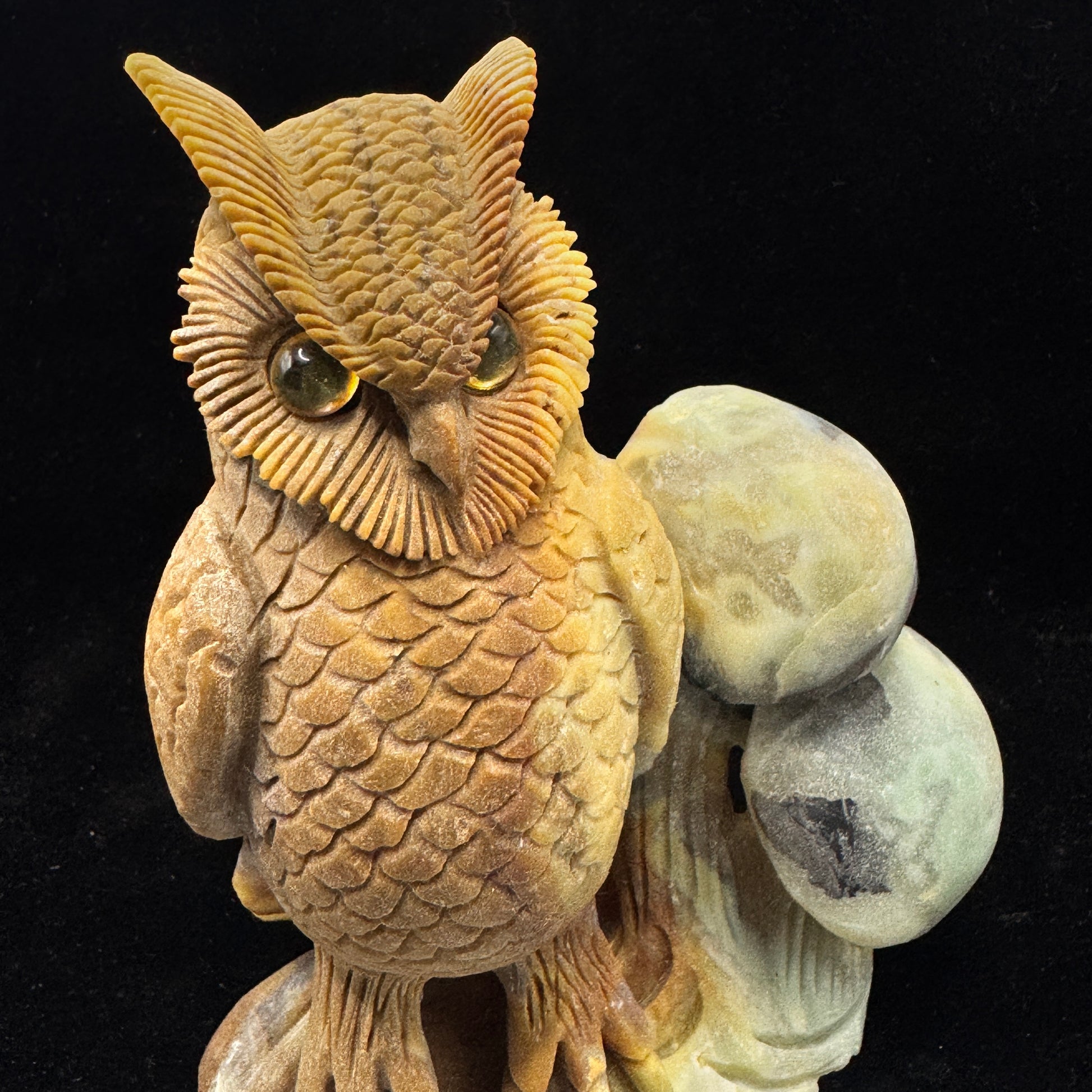 The owl as a spirit animal guardian, offering wisdom and a sense of psychic protection.