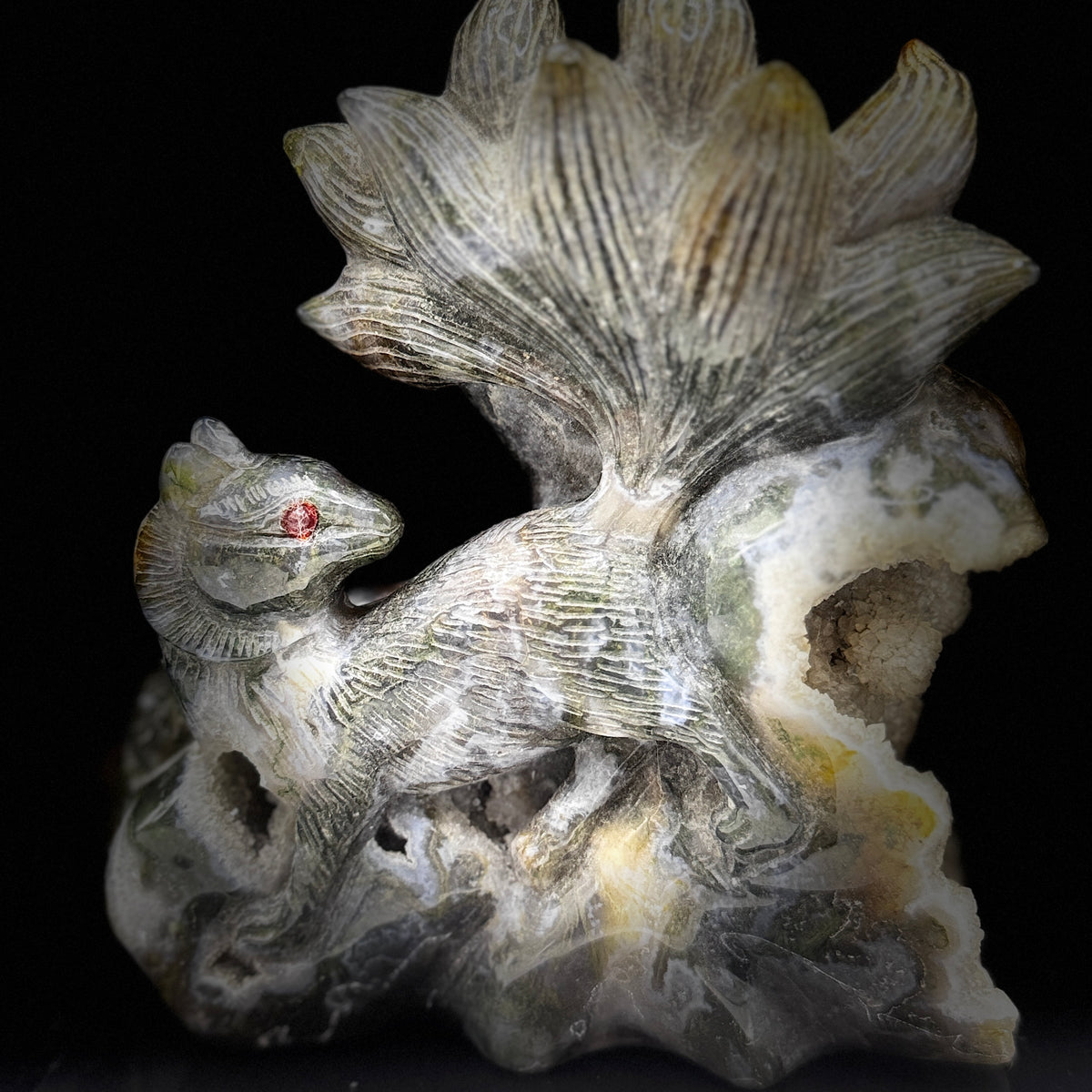 Comparison of energy fields between raw stones and finished products