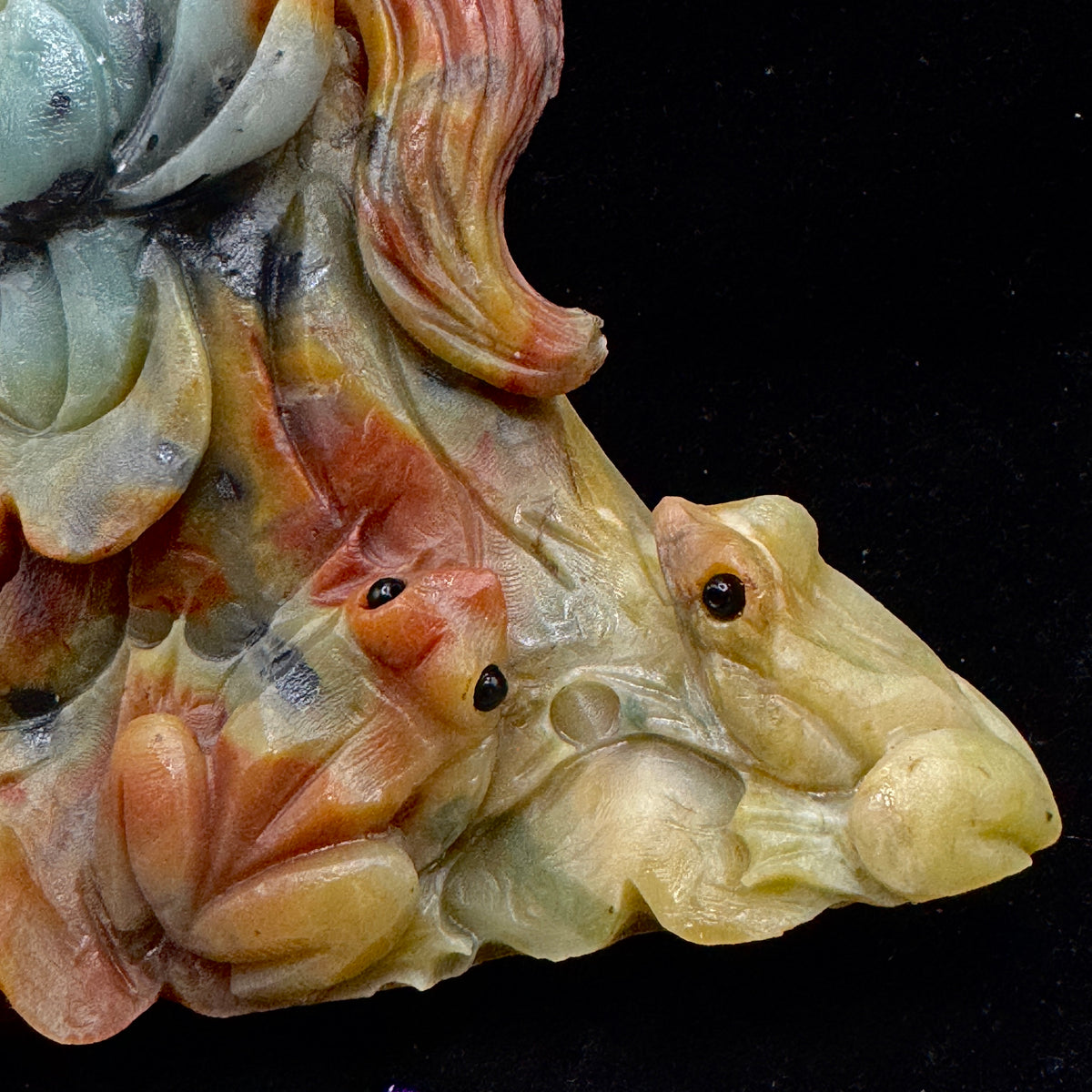  The sculpture placed in the Southeast wealth corner of a room for Feng Shui activation.